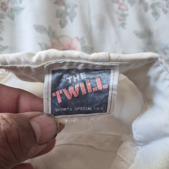 Cream Baseball Cap with Blue Embroidery - Picture 3 of 4